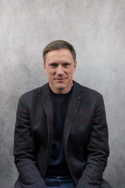 Roman
Real Estate Agent
UA
RU